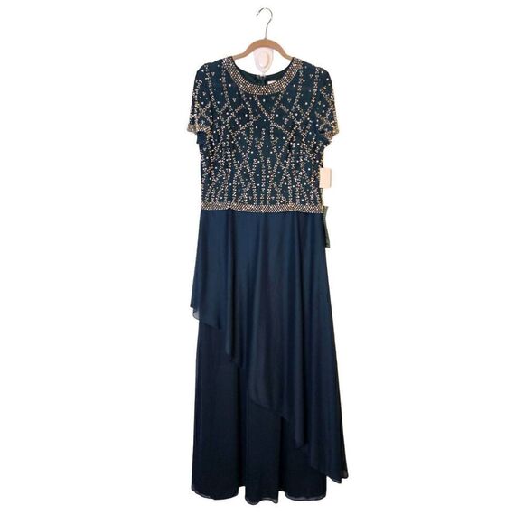 Jackie Jon Dresses & Skirts - Jackie Jon New York spruce colored short sleeved special occasion dress. Size 16